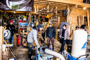 Apprentissage à l'atelier lors d'une permanence 